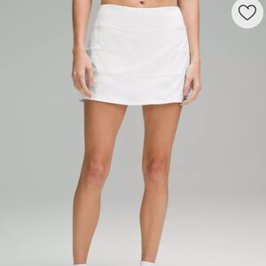 Lululemon Pace Rival Skirt, 12", Size 6 White *Like new*